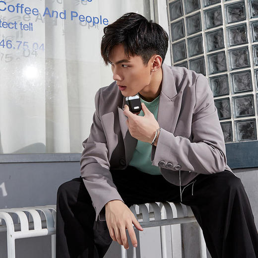 【yoose有色电动剃须刀】MINI-S&MINI强劲性能|进口钢材|超长续航|金属浮雕礼盒||银卡涂鸦礼盒 商品图7