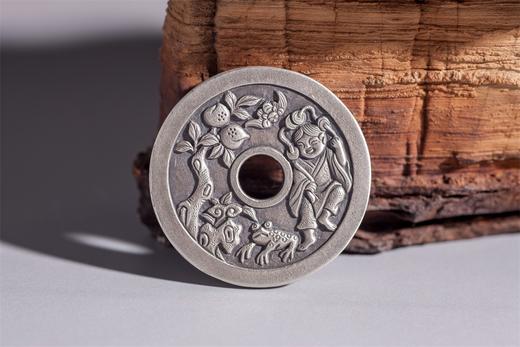 矩德泉坊  纯银手作 长命富贵金玉满堂浮雕刘海戏金蟾 吉祥钱461 商品图4