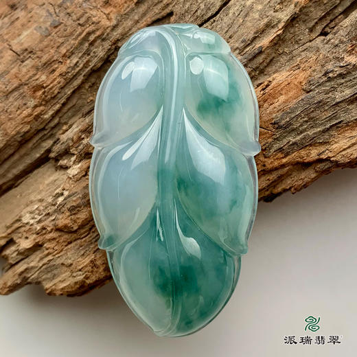 派瑞翡翠 翡翠挂件 糯种 飘花 商品图0