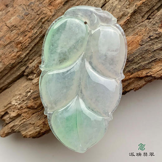 派瑞翡翠 翡翠挂件 糯冰种 飘花 商品图1