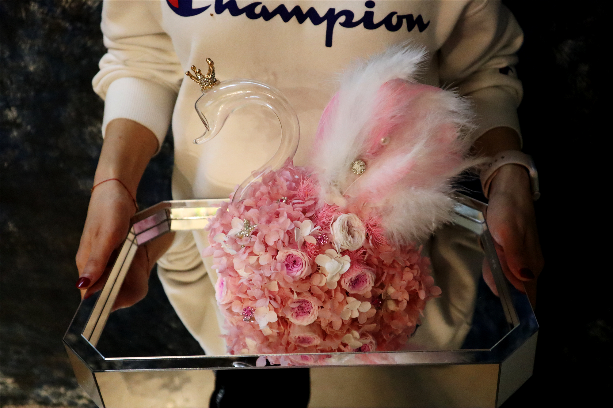 天鹅永生花礼盒