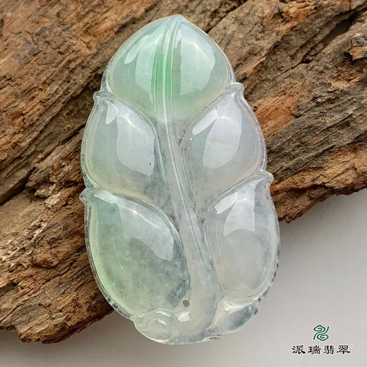 派瑞翡翠 翡翠挂件 糯冰种 飘花 商品图3