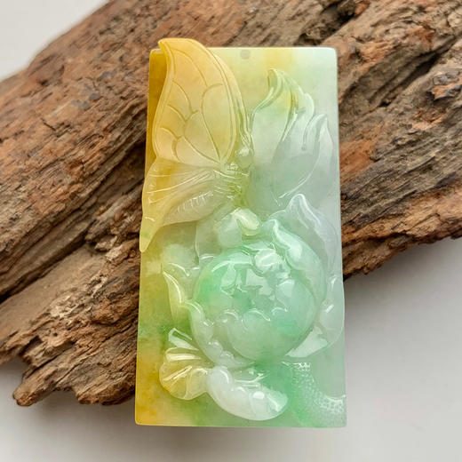 派瑞翡翠 翡翠挂件 糯种 黄加绿 商品图0
