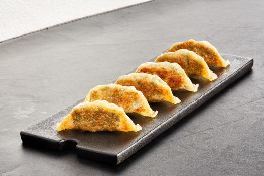 韭香鲜肉煎饺300g/袋 商品图0