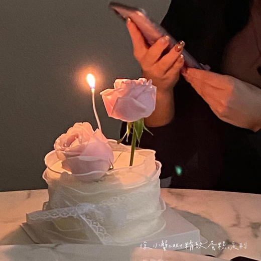 【鲜花蛋糕】粉雪山玫瑰（表面鲜花不可食用） 商品图0