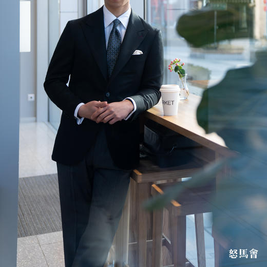 Vitale Barberis Canonico Perennial Super 110’s 澳洲美丽诺羊毛黑色全麻衬套装 商品图2