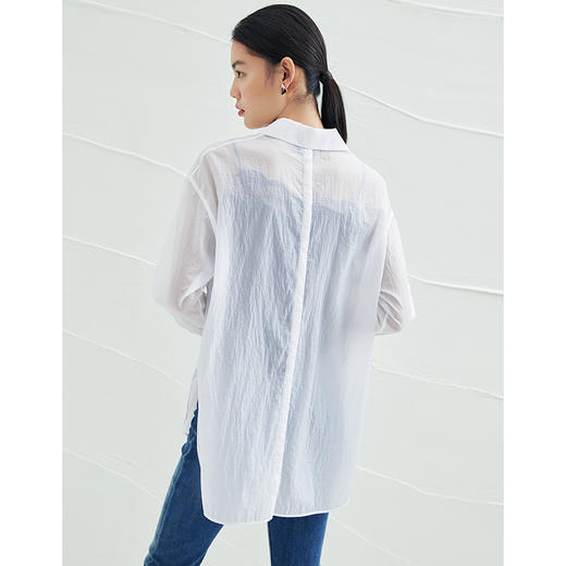 EITIE爱特爱夏季新款时尚显瘦通勤百搭薄款宽松纯色防晒衬衫B2209908 商品图10