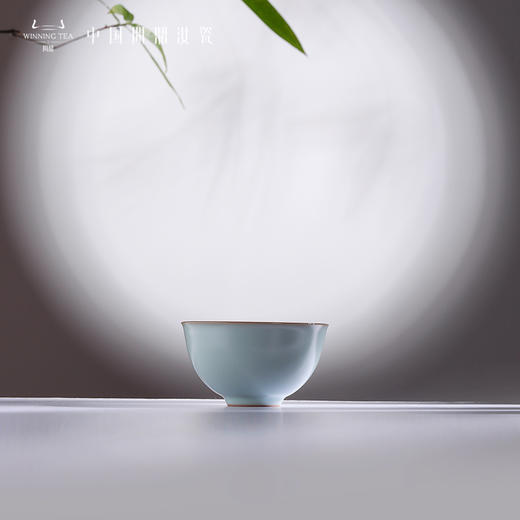 问鼎汝瓷复刻款天青泓水碗 商品图0