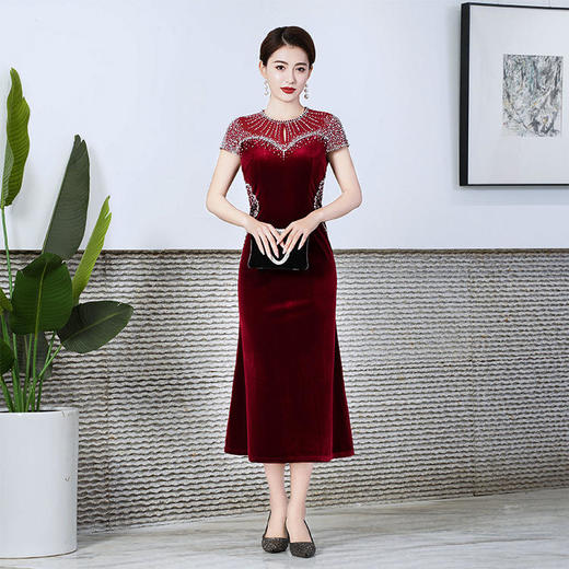 WXG8295新款高端优雅气质修身圆领短袖韩国绒礼服裙 商品图2