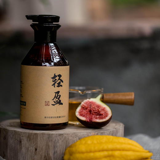 用自然的精华从头疏起 佛手柑轻盈蓬松洗发水 330ml/瓶 商品图1