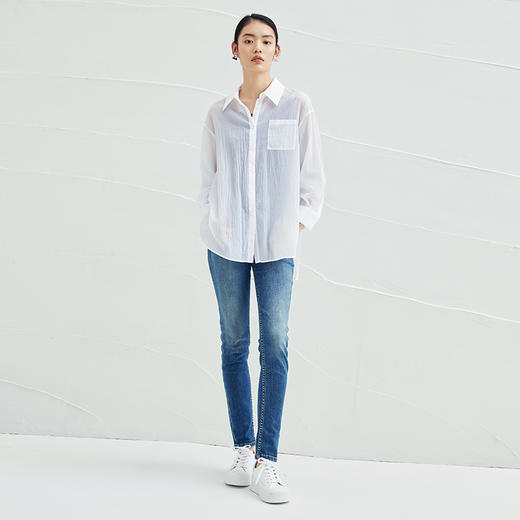 EITIE爱特爱夏季新款时尚显瘦通勤百搭薄款宽松纯色防晒衬衫B2209908 商品图7