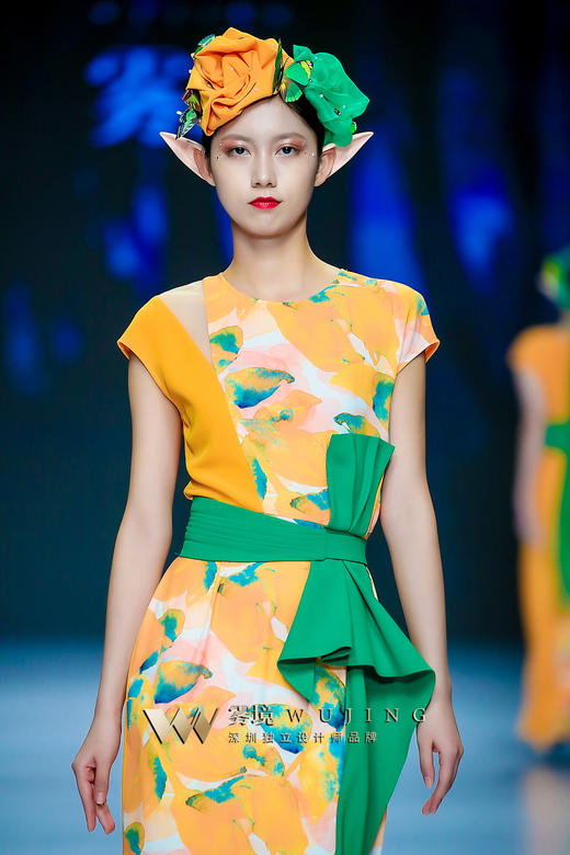 2202065 如烟若梦连衣裙 雾境 商品图1