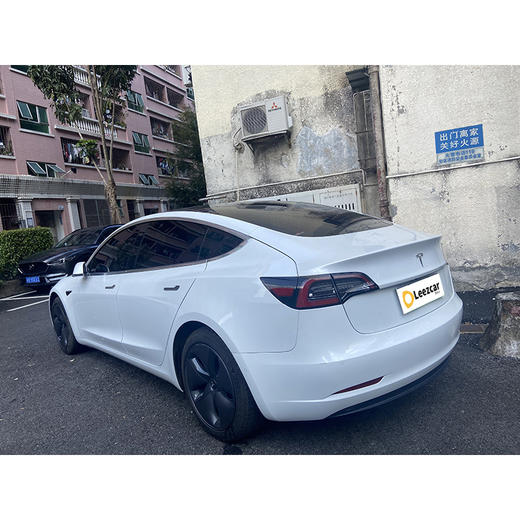 特斯拉 Model3 改款 标准续航后驱升级版 【长租-深圳】 商品图6