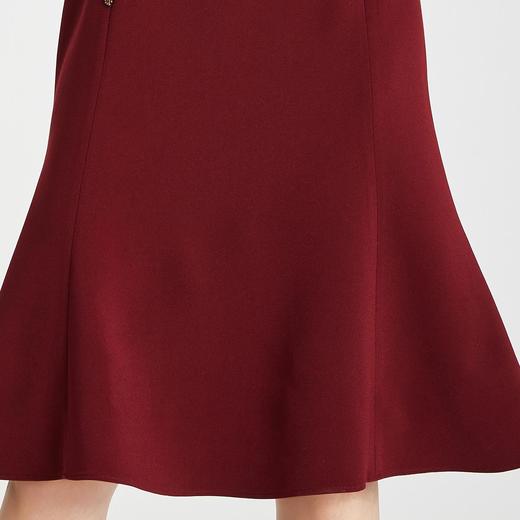 QF89A瑟俪2022年夏季上新桃形领优雅大方钉珠鱼尾摆小礼服连衣裙 商品图5