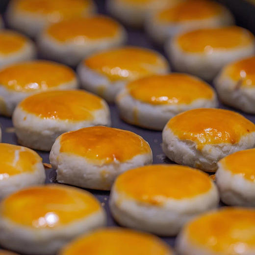 花miao纯手工无添加的云南玫瑰鲜花饼，一口下去只见玫瑰，甜而不腻！门店每日现烤现做，短保12天，收到请尽快吃完~8枚装[福利品] 商品图1