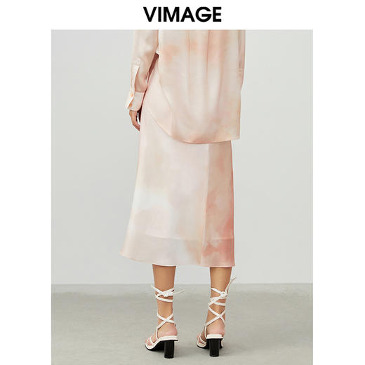 VIMAGE纬漫纪夏季新款时尚复古油墨印花半身裙女裙V1706313 商品图4