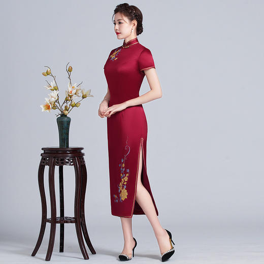 上海旗袍厂LHS-103年轻喜婆婆结婚旗袍婚宴礼服裙 商品图2