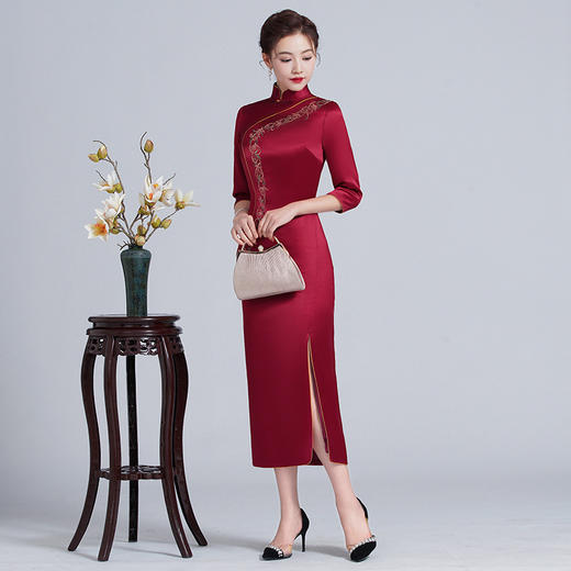 上海旗袍厂LHS-107新款礼服高贵洋气连衣裙 喜婆婆婚宴装改良修身旗袍 春季 商品图0