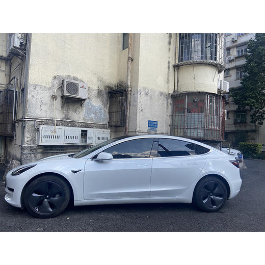 特斯拉 Model3 改款 标准续航后驱升级版 【长租-深圳】 商品图4