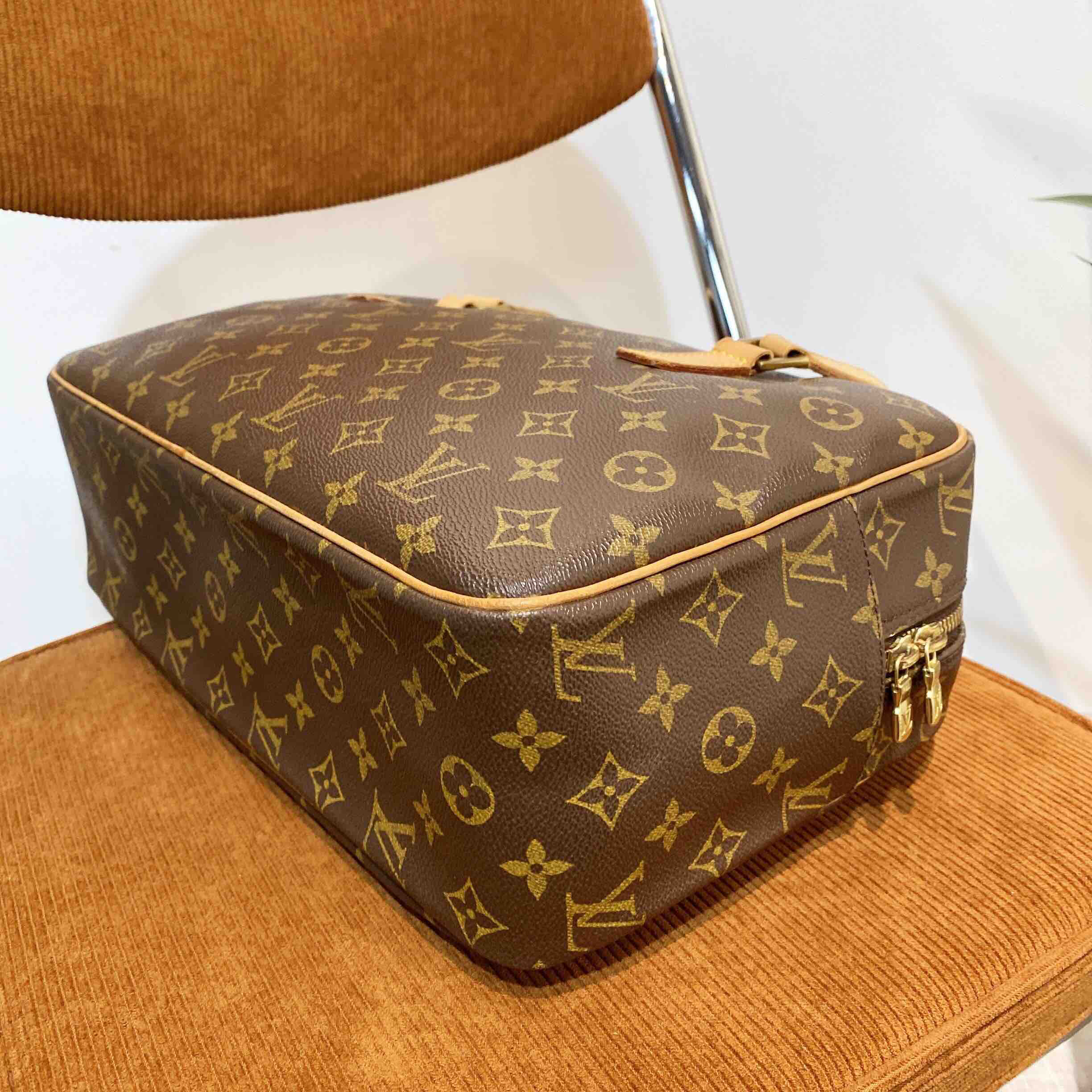 lv cite 中古 老花 大号 开口笑 相机包