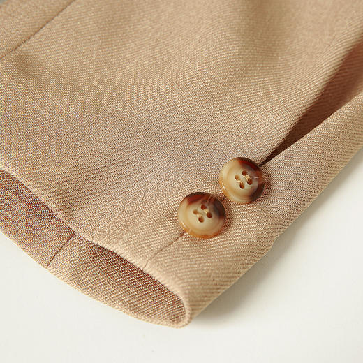 VIMAGE纬漫纪夏季新款帅气时尚纯色上衣休闲短外套女V1703317 商品图7