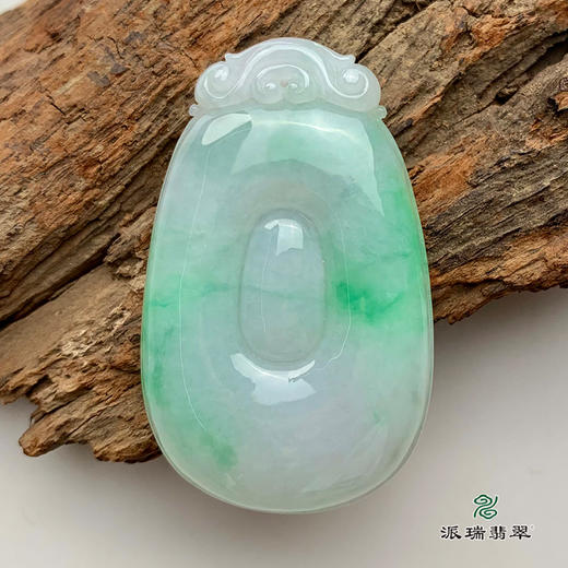 派瑞翡翠 翡翠挂件 糯种 飘翠 商品图0