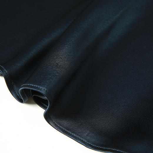 EITIE爱特爱夏季新款性感吊带舒适洋气连衣裙7007711 商品图4