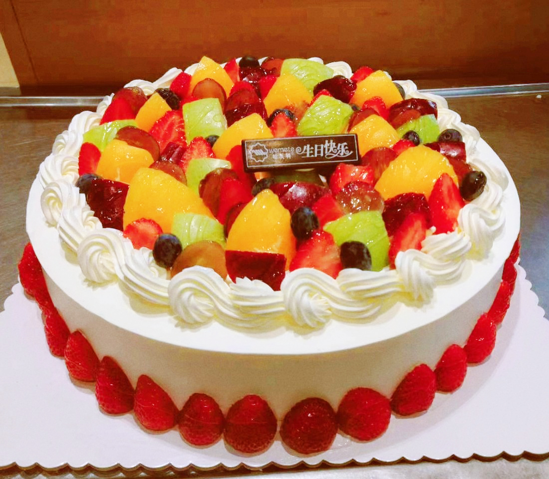 味美特“水果蛋糕”鲜果汇聚奶油蛋糕
