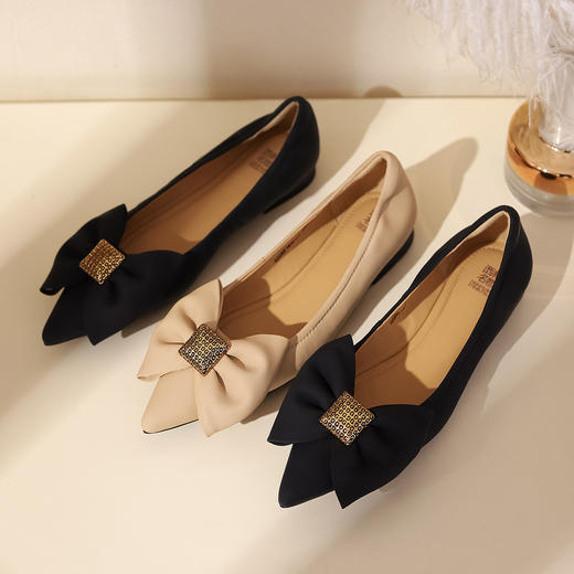 西村名物2022年春季新品尖头蝴蝶结饰扣浅口女单鞋平底时装鞋T22AE19171 商品图1