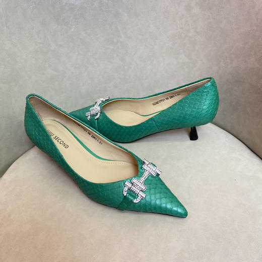 IUIU SECOND2022春季新款气质蛇皮浅口钻扣女时装鞋宴会鞋U22AE17791 商品图4