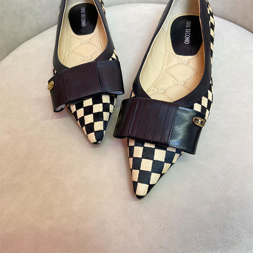 IUIU SECOND2022春季新款时尚棋牌格马毛尖头平底浅口单鞋U22AE18291 商品图3