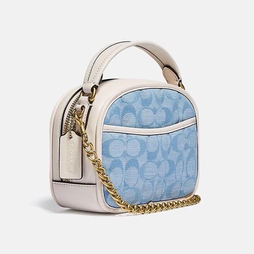 专柜款下架奥莱！Coach Lunchbox 浅牛仔老花午餐包盒子包💰1750直邮到手✈️ 商品图1