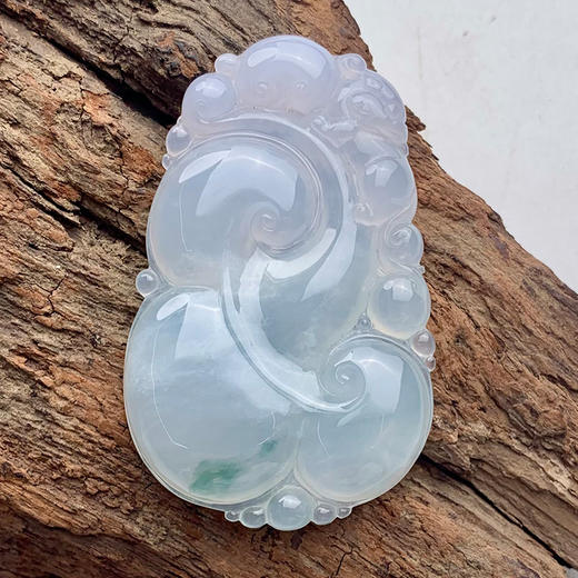派瑞翡翠 翡翠挂件 糯冰种 飘翠 商品图3