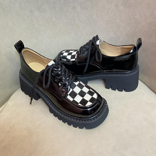 IUIU SECOND2022春季新款春季新款棋牌格JK制服鞋厚底增高复古英伦风松糕鞋 商品图4
