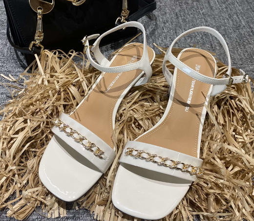 西村名物2021夏季新款链条粗跟休闲凉鞋X21BG24321 商品图0