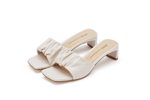 西村名物2021夏季新款复古风时尚褶皱外穿粗跟一字拖女拖鞋X21BJ23801 商品图0