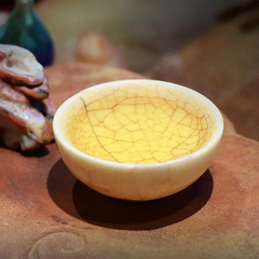 普盛号 易武大叶种晒青 普洱生茶 三年陈 200g/饼 商品图3