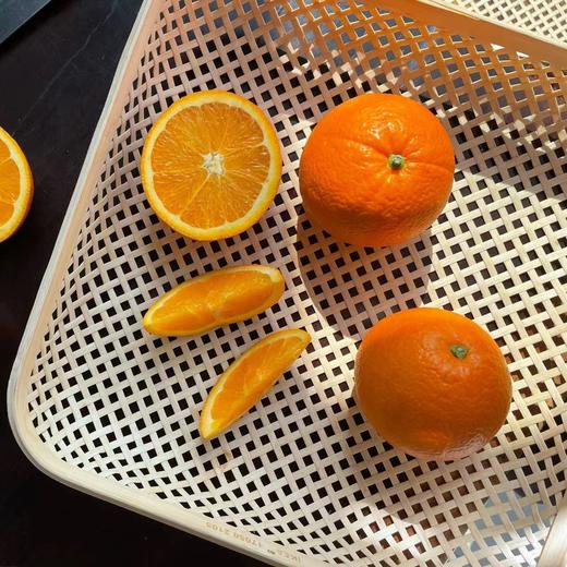 2026年鲜采【伦晚橙】长江边的当季新摘鲜橙 ，果型饱满，果肉嫩滑，茎膜不塞牙，甜中带酸，尤其适合榨汁，维C满满。五斤/十斤装，江浙沪皖顺丰包邮～ 商品图4