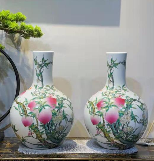 江荣荣粉彩九桃小天球 商品图0