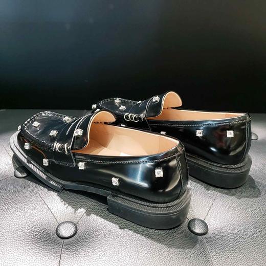 LFGJ 12410 设计师款开边珠皮方头钻饰乐福鞋 商品图4