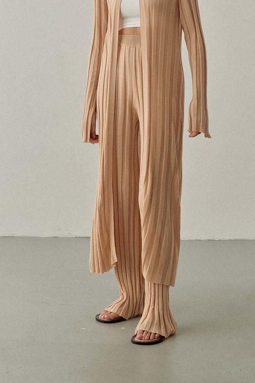 Viktoria Chan | SS22022 Giselle knitted trousers [天丝针织长裤 黑 / 粉 ] 商品图2