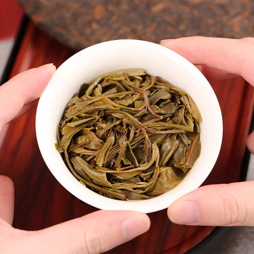 压箱底 2022壬寅虎年纪念饼 普洱生茶 饼茶 商品图5