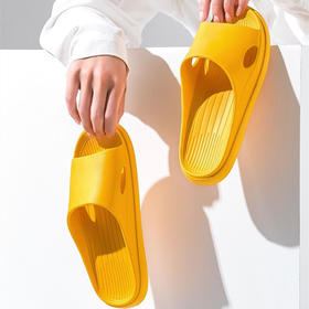 【踩进云里的触感！气垫感凉拖鞋】夏季防臭拖鞋，全身EVA软弹材质，防滑耐磨鞋底！多种颜色男女情侣款，室内浴室洗澡防滑，居家踩屎感拖鞋器父亲节礼物