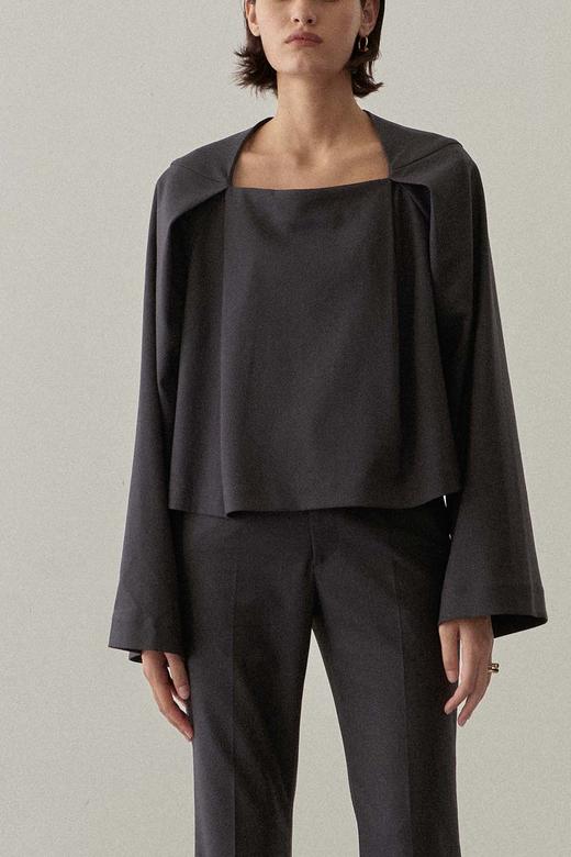 Viktoria Chan | SS22083 Rika cropped folded top [长袖衬衫 灰] 商品图1