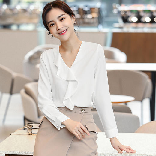 高端雪纺衬衫长袖女V领上衣设计感小众衬衣 商品图0