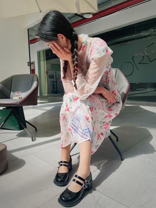 2022年春款真皮中跟马丽珍X22AE17101 商品图4