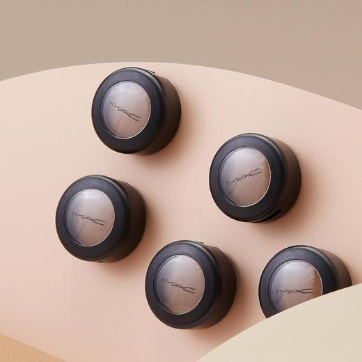 美国 MAC魅可 OMEGE时尚焦点哑光单色小眼影/鼻影修容 1.5g 商品图0