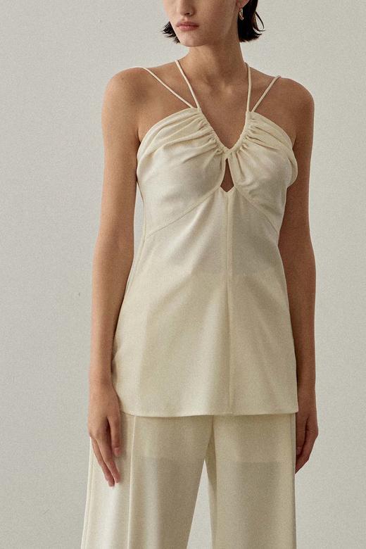 Viktoria Chan | SS22003 Rika strap top [吊带上衣  浅米 / 黑 ] 商品图0
