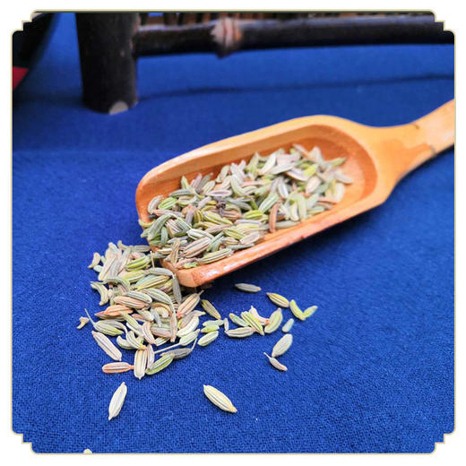 新款多功能中药颈椎枕 常温热敷两用 轻便旅行枕 商品图2