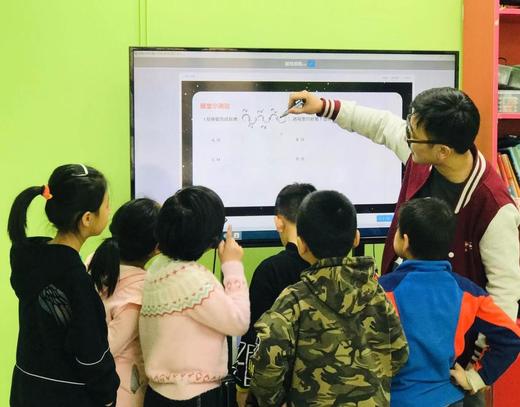 【积智创客机器人编程中心】38元抢购3次乐高机器人课程 提高孩子动手能力，提高专注力。 商品图3